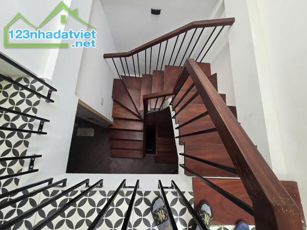 Nhà Đẹp Láng Hạ - Đống Đa, 50m2 x 7 Tầng Thang Máy, Gara, MT4m, Giá 17.2 tỷ LH: 0936118369 - 3