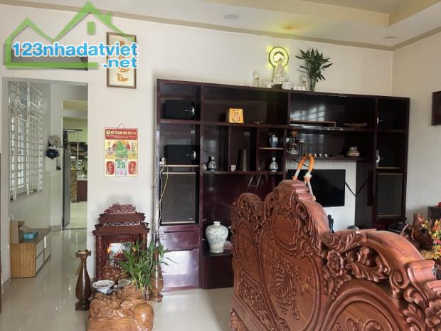 Bán BIỆT THỰ ĐẲNG CẤP GIỚI THƯỢNG LƯU,Trung tâm Dĩ An(TPHCM) - 2