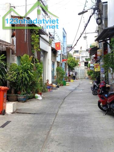 Bán Nhà Bình Tân, Ngay Chợ Da Sà, Khu Tên Lửa, 2 tầng đúc BTCT, 40m2, chỉ 3 tỉ nhỉnh - 1