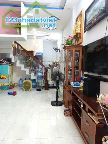 Bán Nhà Bình Tân, Ngay Chợ Da Sà, Khu Tên Lửa, 2 tầng đúc BTCT, 40m2, chỉ 3 tỉ nhỉnh - 2