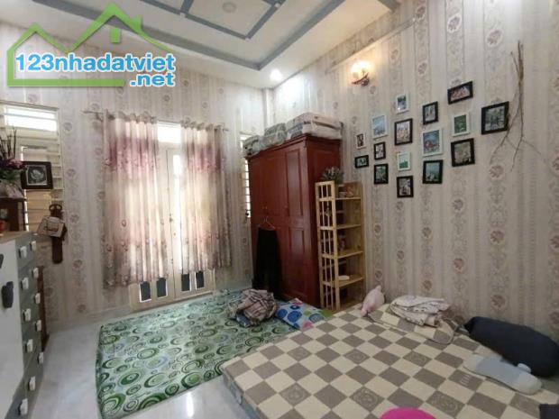 Bán Nhà Bình Tân, Ngay Chợ Da Sà, Khu Tên Lửa, 2 tầng đúc BTCT, 40m2, chỉ 3 tỉ nhỉnh - 5