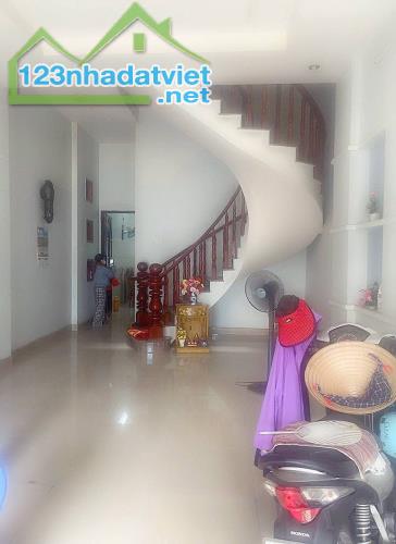 MẶT TIỀN KINH DOANH - PHƯỜNG TÂN SƠN NHÌ - TÂN PHÚ - 78M2 - 4 TẦNG BTCT - HOÀN CÔNG ĐỦ