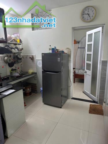 ► Nhà gần Tạ Hiện Chợ Hoà Cường, Ô tô đậu 30m, 42m2, mê lửng cứng sạch, 2.x tỷ - 1
