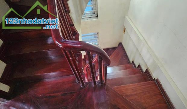 Cần bán gấp siêu phẩm Xuân Đỉnh 48m2, 5T, mt 6m, full nội thất, gara ô tô