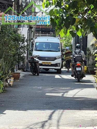 Bán nhà Lô góc hẻm xe hơi 4m Quang Trung 23m2 – Giá 3,48 Tỷ tl.