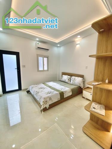 🏡🔥HOT ! HOT!GIẢM 168 TRIỆU, GIÁ MỚI 4.5 TỶ (BỚT LỘC) HẺM Ô TÔ THÔNG THỐNG NHẤT - 44M2 - - 1