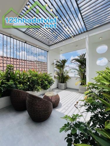 NHÀ 4 TẦNG TÔ NGỌC VÂN , THỦ ĐỨC - ĐƯỜNG NHỰA 7M- ÔTÔ VÀO NHÀ