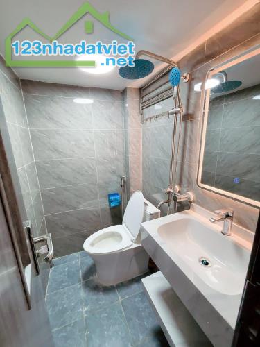 Hàng Hiếm - Full Nội Thất - Tập Thể Thi Sách - Hai Bà Trưng - Dt:75m2/2PN/PK*5,1tỷ