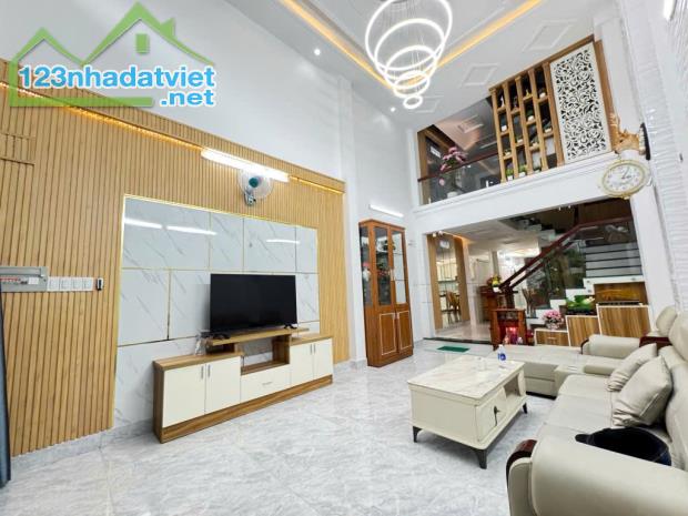 Bán nhà HXH ngay Emart 2 85m², 5 tầng thang máy, giá 11 tỷ, Gò Vấp - 2
