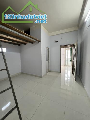 Bán CHDV 5 Tầng–BHH– Gần Aeon Tân Phú- Hẻm xe hơi– 25tr/tháng– Chỉ 7,9 tỷ TL - 3