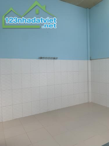 Nhà nguyên căn 1 trệt 1 lầu 32m2 tại quận 8 gần chợ và trường học - 3