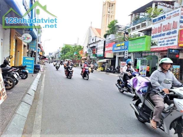CHỈ 8 TỶ TL - NHÀ ĐẸP HẺM Ô TÔ THOÁNG SÁNG QUẬN 10 - 1 CĂN RA MT - DT4x13M 4 TẤM - K/DOANH - 5