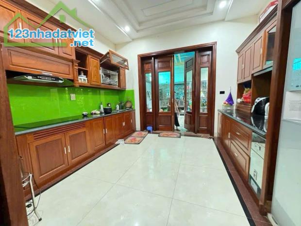 Biệt thự phố Vip Quảng An, ô tô vào, 1 nhà ra Hồ Tây, DT 115m2, MT 6.5m - 2