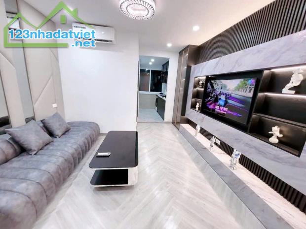 CẦN BÁN CĂN HỘ TẬP THỂ MẶT PHỐ THI SÁCH - TRẦN XUÂN SOẠN, HBT, 75M2, FULL NỘI THẤT - VỀ Ơ