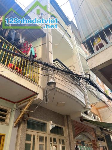 Nhà 3 tầng hẻm thông đường Trần Bình Trọng P2Q5. 5.7 tỷ - 3
