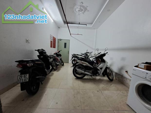 Bán nhà Hồ Tùng Mậu Cầu Giấy Sổ 53m 4 tầng giá nhỉnh 10,39 tỷ - 3