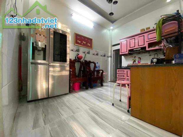BÁN NHÀ 3 TẦNG HẺM XE TẢI VI VU NGANG 6m GẦN CHỢ HIỆP BÌNH, 75m2 CHỈ 5,85 TỶ - 3