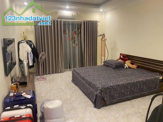 Bán nhà Việt Hưng, Long Biên, vỉa hè, ô tô tránh, kinh doanh 75m2 chỉ 22 tỷ hơn