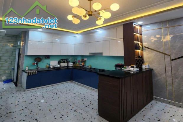 Bán nhà hẻm 6m, Đường Số 3, Gò Vấp, 68 m² (4m x 17m), kinh doanh - Giá 8.1 tỷ TL - 1