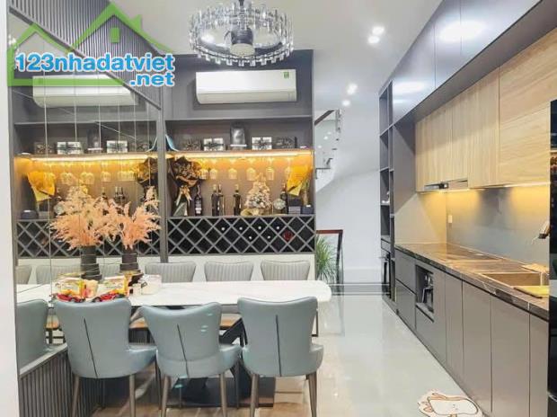 Nhà Đẹp Kinh Doanh, Phân Lô, Ô TÔ, Đền Lừ, Hoàng Mai 45m, 6 tầng, mt 3.5m, giá 19.5 tỷ.