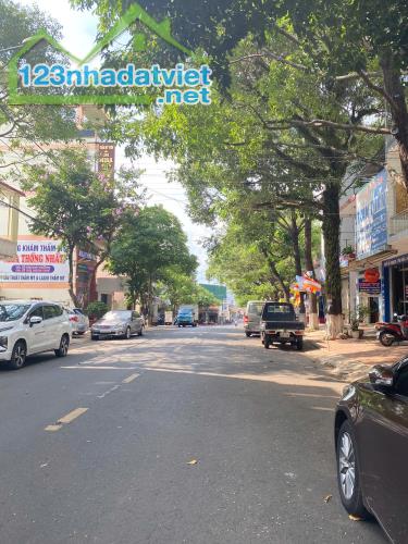 💥  ĐẤT MẶT TIỀN LÊ HỒNG PHONG (135,5M2 - TRUNG TÂM PHỐ CŨ BMT. 💰  8,6 TỶ