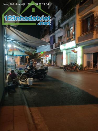 Cho thuê gấp tòa nhà văn phòng, thang máy 100m, 6 tầng, mặt tiền 5m, 51tr/th, Trương Định.