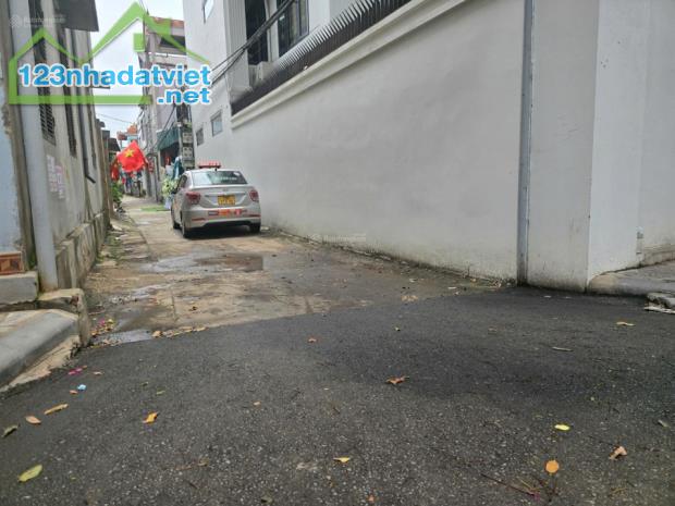 Bán đất Kính Nỗ Uy Nỗ - 105m2 - Đường thông ô tô 7 chỗ - 1