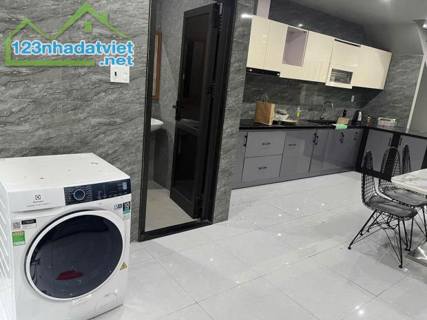 Bán Căn Hộ 6 Tầng, đường Huy Cận (Gần Đại Học Ngoại Ngữ), 45tr/th, giá 10 tỷ TL - 1