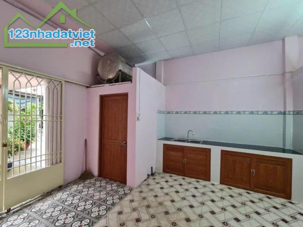 2 Nhà C4 185m², Lô góc, Đ.2.5m – Đông Hưng Thuận 5 Q12 - 3