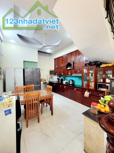 Nhà đẹp mới xây 5PN, Ngay Phạm Văn Đồng, sát Bình Thạnh – Chỉ 6 tỷ hơn - 3