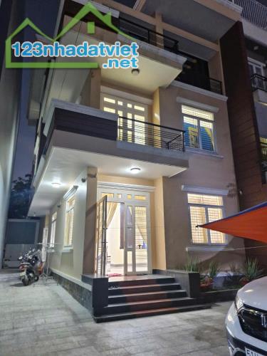 MẶT TIỀN CẠNH ĐH NGÂN HÀNG LINH CHIỂU - 234m2 - 3 TẦNG - 1