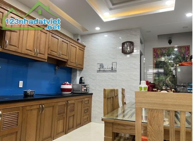 Hot! Bán nhà hẻm xe hơi Hoàng Bật Đạt, Tân Bình – nhà bao đẹp như hình, chỉ 7.8 Tỷ! - 2