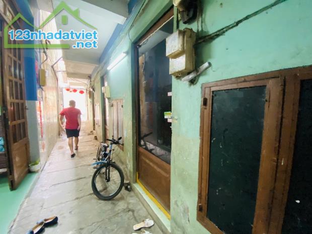 Bán nhà Bùi Văn Ba (7x12m)-HẺM XE HƠI VF3, dòng tiền 16 TR/Thg - 2