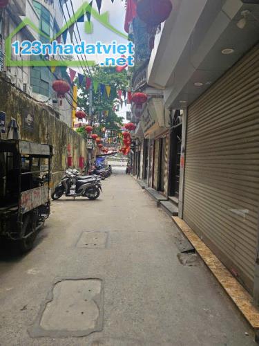 TÂY SƠN CHDV 7 TẦNG THANG MÁY - 12 PHÒNG DT 57m2  MT 3.9m Giá 16.8 tỷ