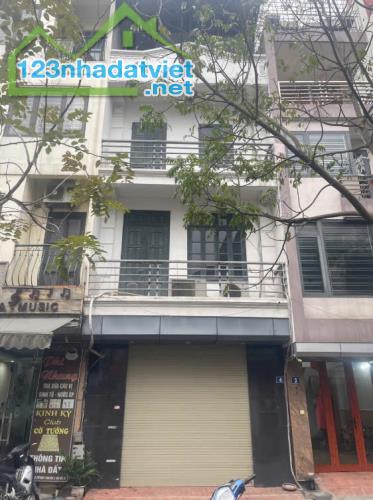 *CHÍNH CHỦ CÓ NHÀ NGUYÊN CĂN CẦN CHO THUÊ TẠI PHỐ TRẠM - LONG BIÊN - HÀ NỘI