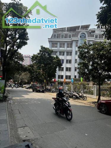 BÁN NHÀ TRẦN QUỐC VƯỢNG.52M2, MT5M, GIÁ 10.5TỶ. FULL NỘI THẤT CHỈ VIỆC XÁCH VALY VỀ Ở.