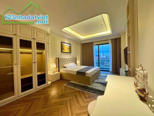 Bán nhà siêu hót Bồ Đề ,Hồng Tiến 46m ,5T , MT 5m ,giá trên 10 tỷ - 2