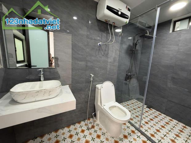 Căn tập thể rộng 85m2 - khu trung tâm Bách Khoa - dân trí cao - giá chỉ 4.5 tỷ - 3