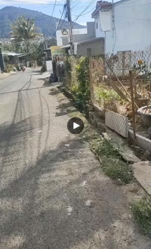 BÁN 303,5m2 ĐẤT THỊ TRẤN LIÊN NGHĨA -ĐỨC TRỌNG -LÂM ĐỒNG