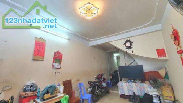 Chỉ 168tr/m2 nhà đường Láng 5m ra phố sát Ngã Tư Sở 5T 50m2 nở hậu ngõ thông đầu tư KD tốt - 2