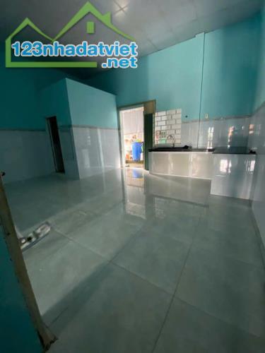 Cần tiền dưỡng già 7mx22.5m tại hóc môn gá chỉ 880 triệu - 4
