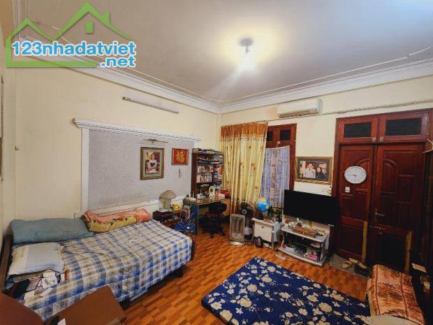 Phân lô Chùa Láng,sát phố, 2 thoáng,Ô tô, KD đỉnh,51m 4 tầng 4.6m mặt,Giá 15 tỷ 0796193699 - 3