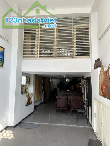 Chủ cần ra gấp nhà Mặt tiền Nguyễn Thị Huỳnh, Phường 8,Phú nhuận,70m2,12.9 tỷ, - 1
