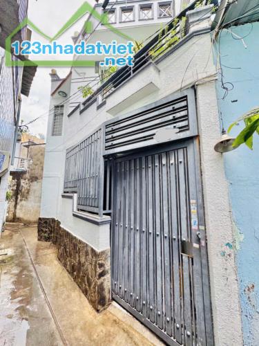 Bán nhà 1 sẹc Lý Thường Kiệt 30m2 hẻm 2,5m – Giá 4,15 Tỷ tl. - 2