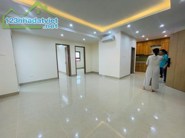 SIÊU PHẨM CHUNG CƯ NAM TỪ LIÊM – VỊ TRÍ TRUNG TÂM – 85M2 – 2 NGỦ – GIÁ NHỈNH 5.X TỶ - 3