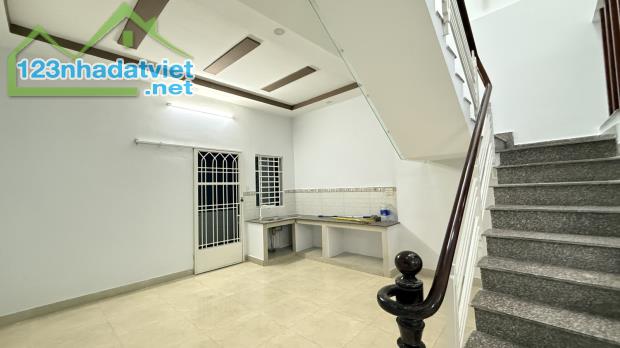 GIÁ RẺ, Bán nhà chợ Phạm Văn Bạch, 60m2 Ngang 5m, 4.75tỷ TL 0964364745 - 1