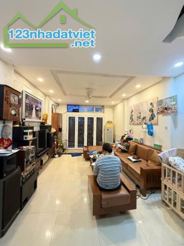 Bán nhà Đình Thôn, Nam Từ Liêm 58m2 x 4 tầng nhà sát phố, giá 12,5 tỷ - 1