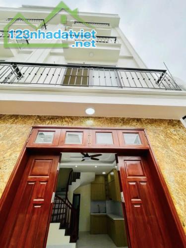 NHÀ MỚI TINH – Ô TÔ CÁCH 30M – NGÕ THÔNG – GẦN AEON MALL LONG BIÊN – SỔ ĐỎ CHÍNH CHỦ