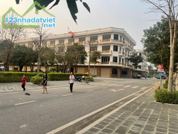 QUỸ CĂN CUỐI CÙNG. SẴN SỔ – CƠ HỘI VÀNG KHÓ LẶP LẠI! KĐT XUÂN HƯNG. . LH: 0966 343 969 - 1