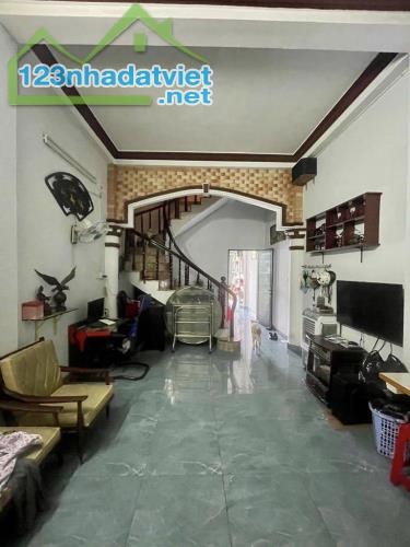 MẶT TIỀN VIP KINH DOANH ĐƯỜNG PHAN VĂN HỚN QUẬN 12 - HƠN 133M2 (4x26), NỞ HẬU, 3 TẦNG - 2